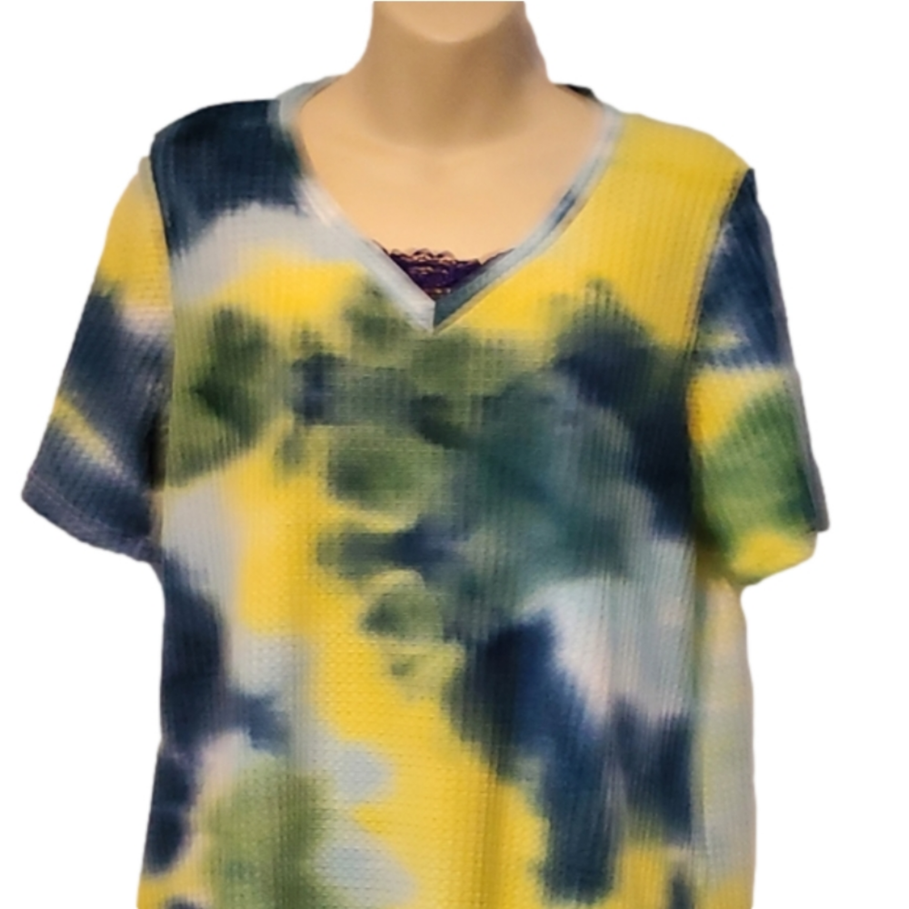 Bloomin waffle knit tie dye top. Size 2X. NWOT